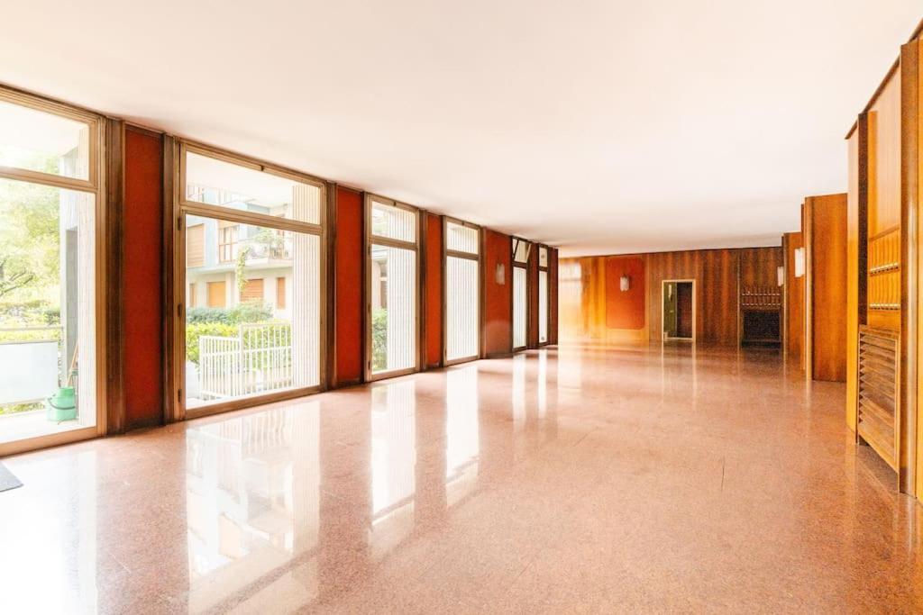 Luxury 1 Bedroom Apartment, Close To San Siro, Fiera And 10 Min Metro To Duomo Mailand Exterior foto